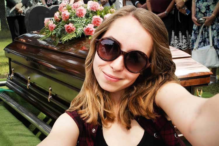 funeral selfies